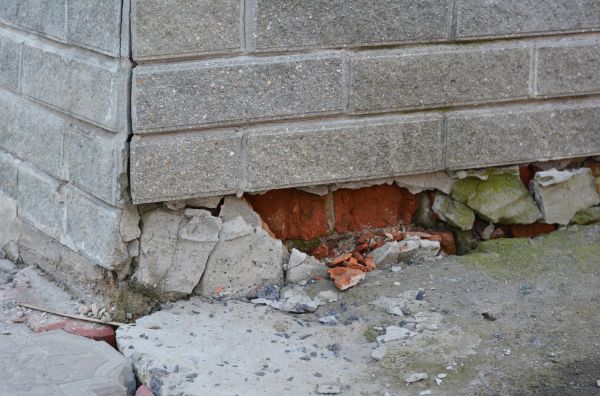 Cost of Residential Foundation Repair in Brighton
